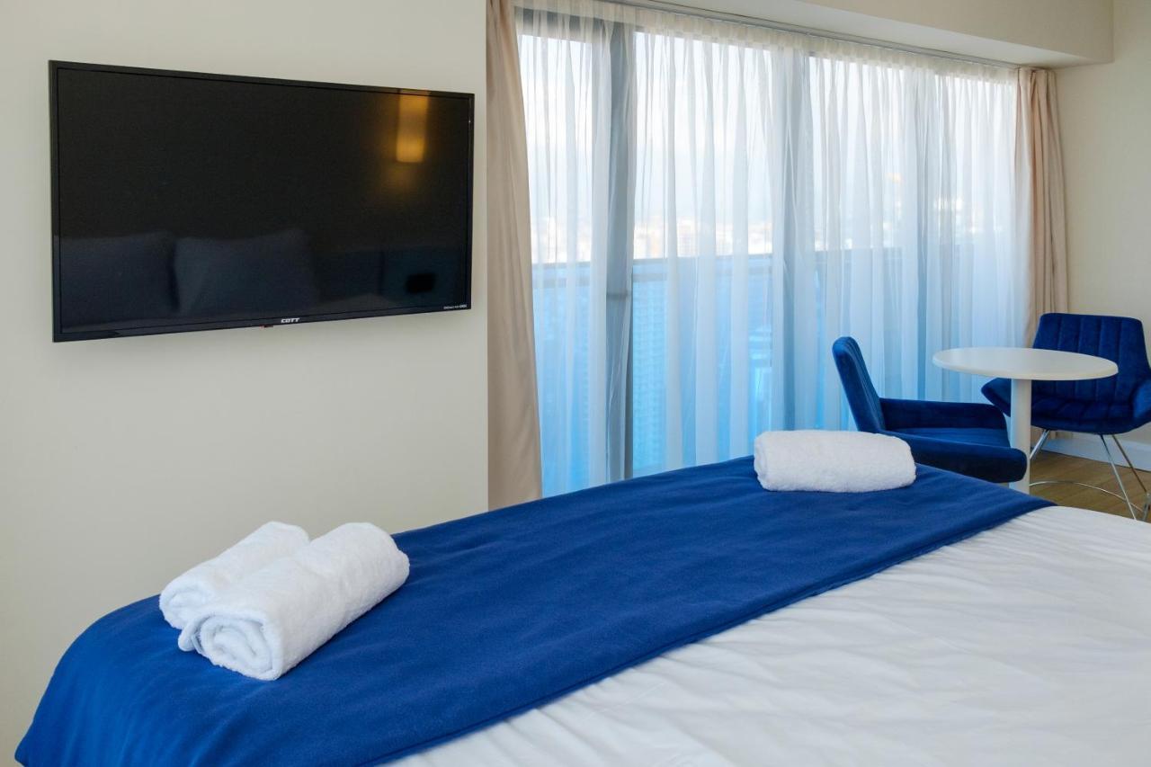 Manco Apartments Батуми Екстериор снимка