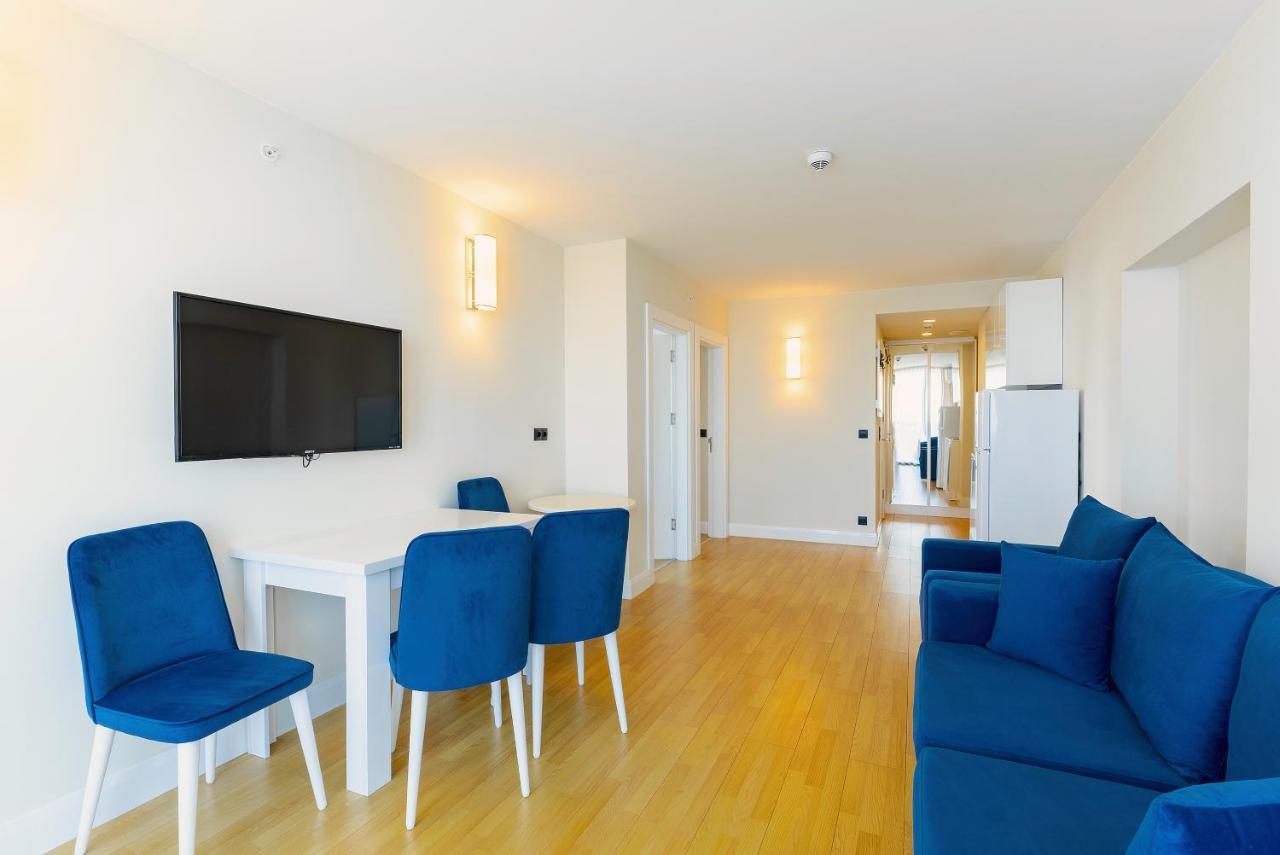 Manco Apartments Батуми Екстериор снимка