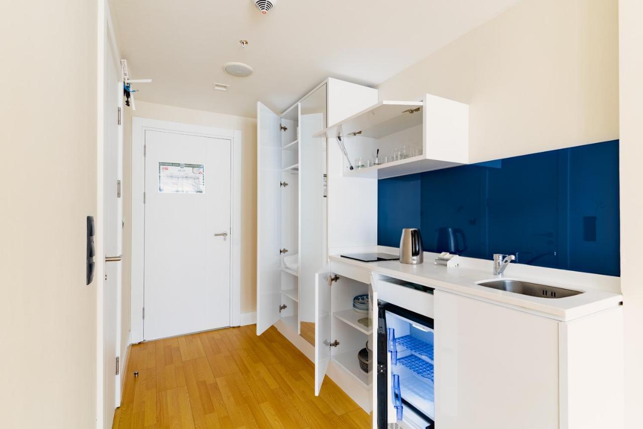 Manco Apartments Батуми Екстериор снимка
