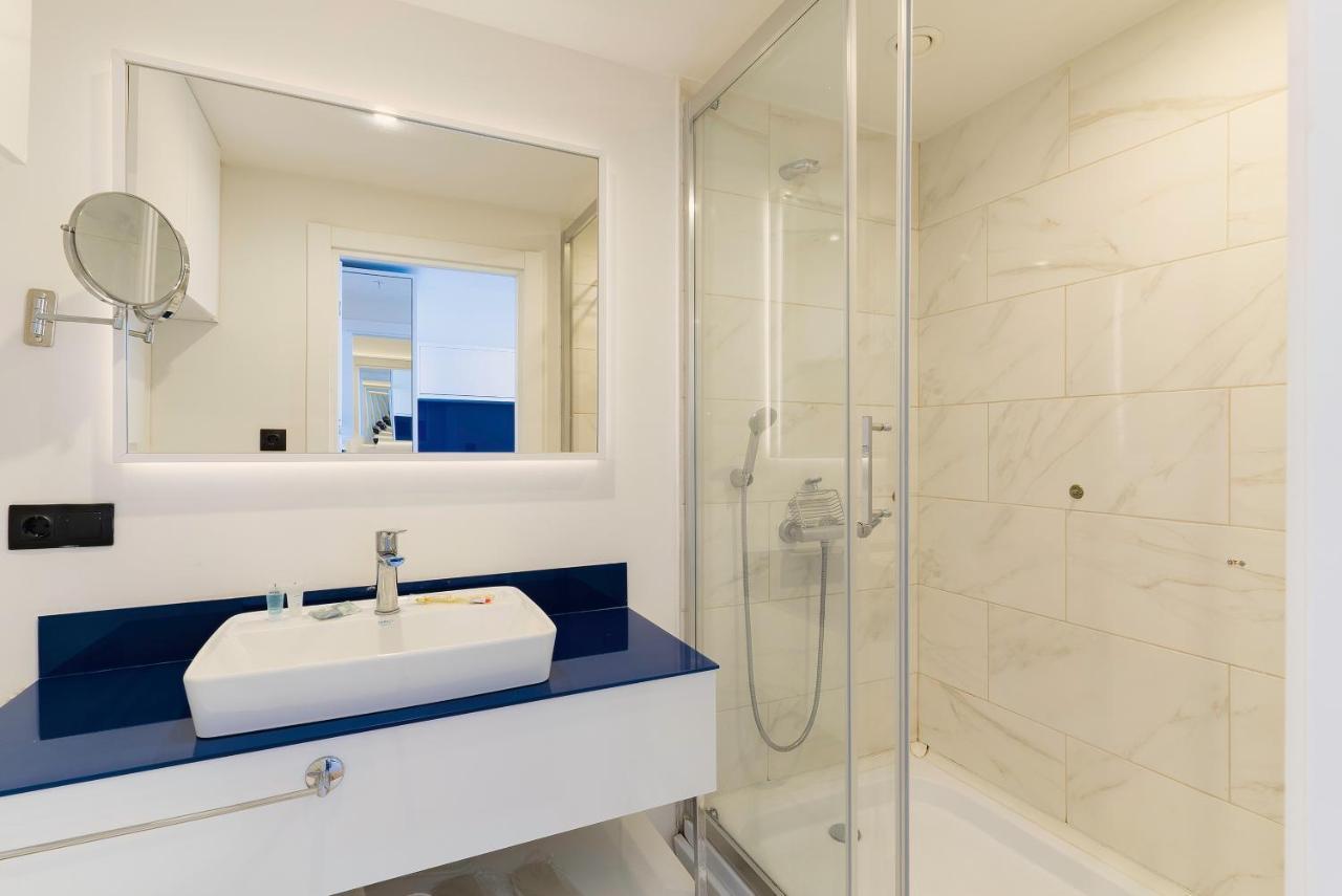 Manco Apartments Батуми Екстериор снимка